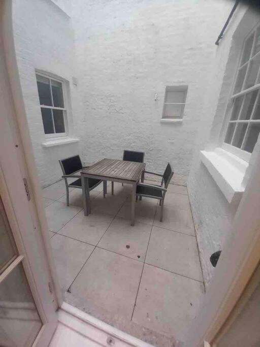 Apartamento Lovely Flat In Baker Street Londres Exterior foto